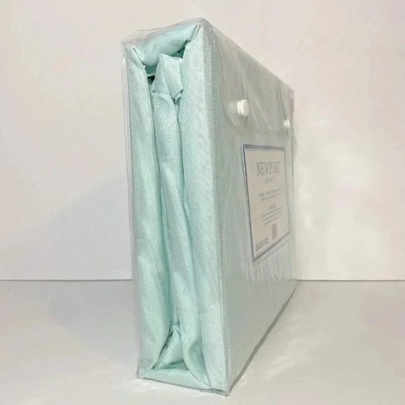 Newport Aqua Queen Size Sheet Set + 2 Bonus Pillow Cases - Picture 4 of 6